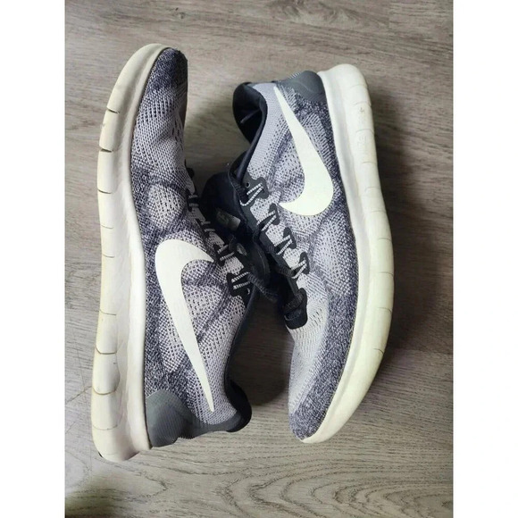 Nike Free rn flyknit running sneakers gym athletic athleisure workout men 8.5 - Picture 4 of 8